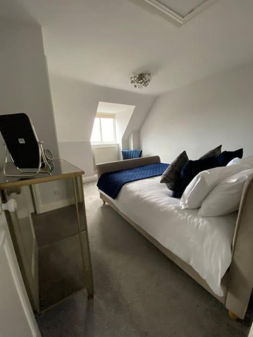 Stunning Apartment In The Heart Of Broadway Broadway  Zewnętrze zdjęcie